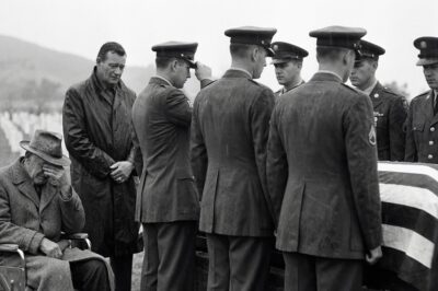 John Wayne Saw a Man Alone at a Military Funeral in the Rain and Quietly Changed His Life
