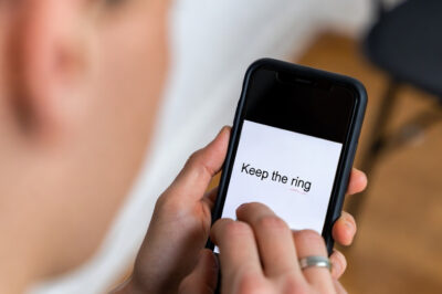 My Fiancée Texted Me Keep The Ring, I Don’t Wear Cheap Things After I Spent Weeks Choosing It With