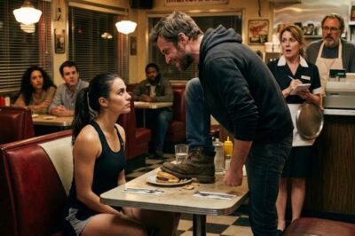 A Thug Put His Foot On Ronda Rousey’s Burger Plate — He Didn’t Know Who He Messed With