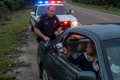 HE PULLED OVER AN ELDERLY BLACK WOMAN ON A DESERTED MISSISSIPPI ROAD… THEN SHE HANDED HIM A SUPREME COURT ID