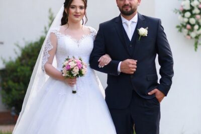 My classmate from elementary school invited me to her wedding to show off her wedding