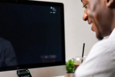 My Parents Sent A Voicemail ‘You’re Out Of Family Business’ I Smiled, & Replied With One Word