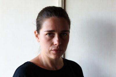 SHE RAISED A TOAST TO “DEAD WEIGHT”… AND DIDN’T REALIZE I’D ALREADY STARTED TAKING MY LIFE BACK