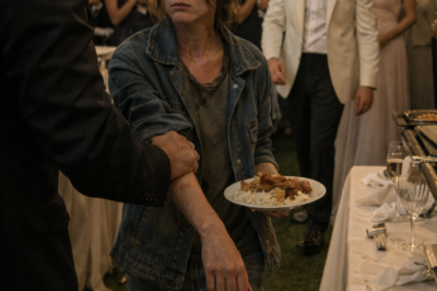 Homeless Girl Stole Food From A Wedding—Then The Groom Said “WAIT,I KNOW YOU”