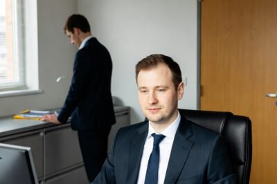 Brother Demanded My Promotion Because Men Need to Provide HR’s Investigation Found More