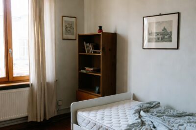 I WOKE UP AND MY KIDS’ ROOMS WERE EMPTY. MY FIANCÉE HAD SOLD ALL THEIR FURNITURE AND LEFT ON A TRIP